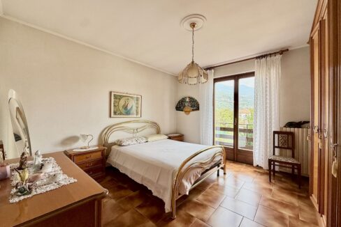 Villa Indipendente Dongo con Giardino 200mt Lago