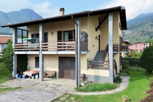 Villa Indipendente Dongo con Giardino 200mt Lago