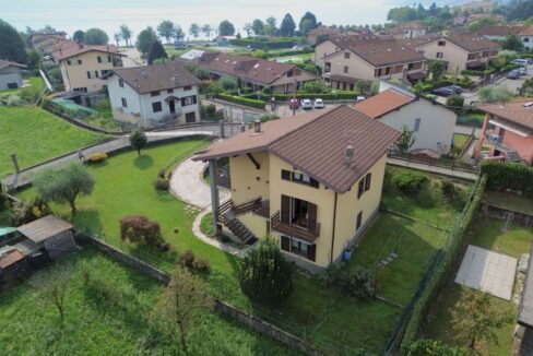 Villa Indipendente Dongo con Giardino 200mt Lago